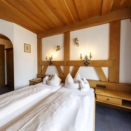 Гостьовий будинок & Fraundorfer 3*