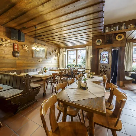 Гостьовий будинок & Fraundorfer 3*