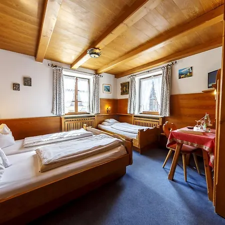 & Fraundorfer Guest house 3*