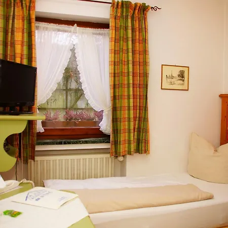 & Fraundorfer Guest house 3*