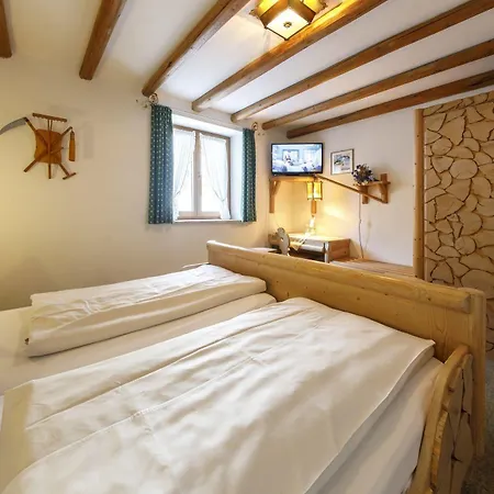 & Fraundorfer Guest house 3*
