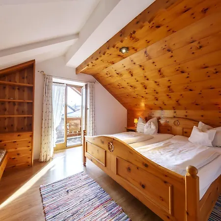 & Fraundorfer Guest house Garmisch-Partenkirchen