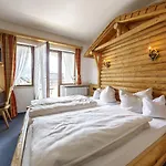 Guest house & Fraundorfer Garmisch-Partenkirchen